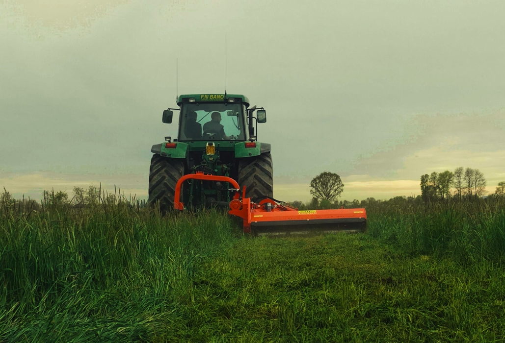 Seitenmulcher für Traktoren – tierre group srl